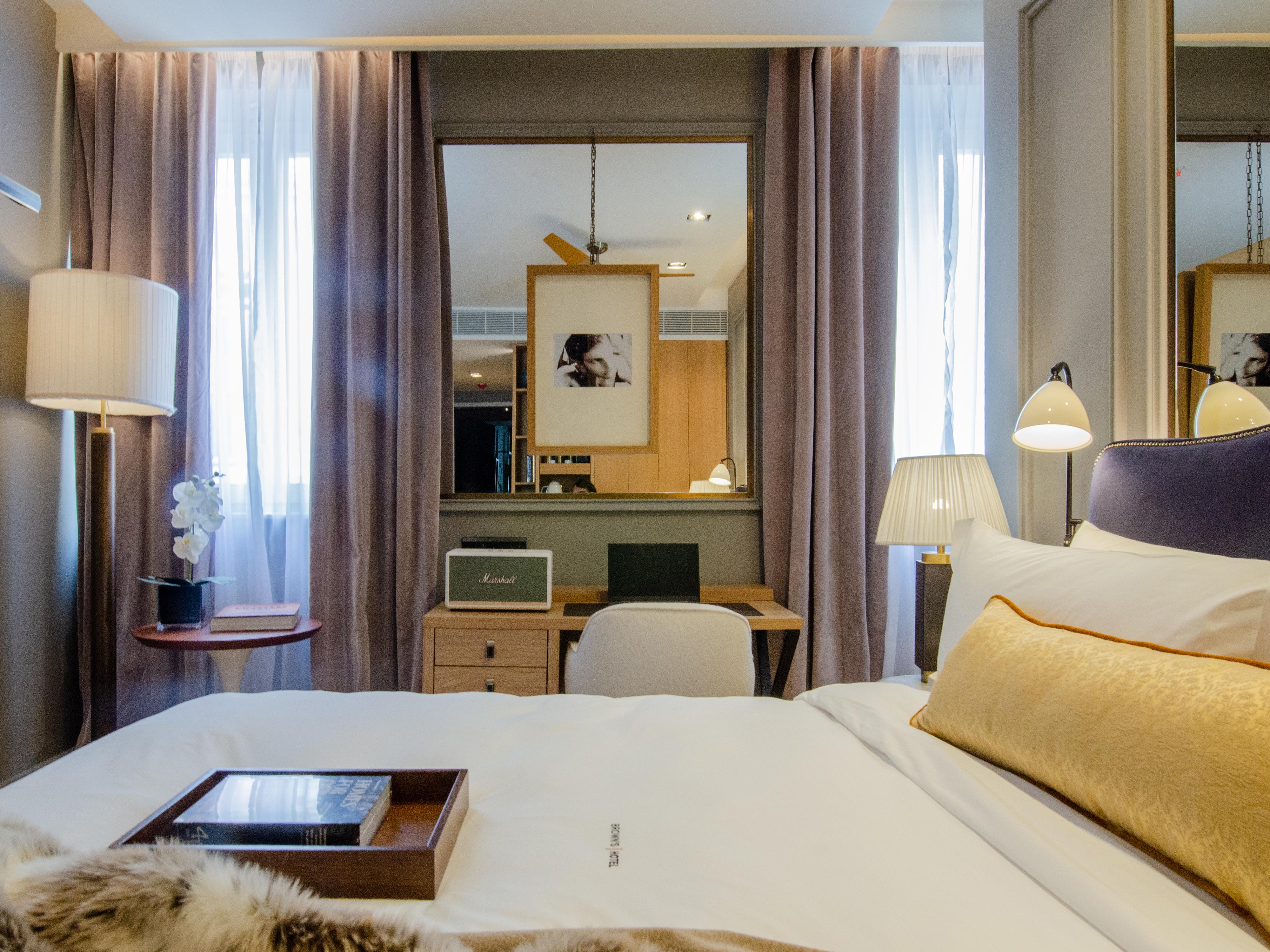 Browns Avenue Hotel Lisboa Dış mekan fotoğraf A room at the hotel