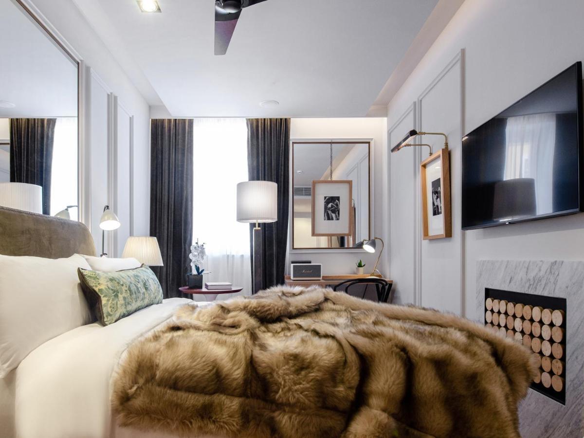 Browns Avenue Hotel Lisboa Dış mekan fotoğraf A room at the hotel