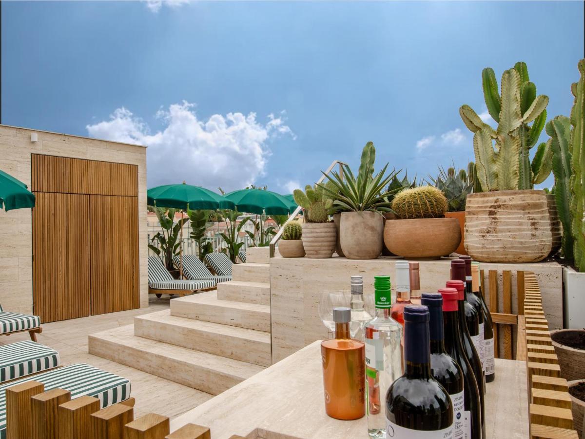 Browns Avenue Hotel Lisboa Dış mekan fotoğraf Rooftop bar